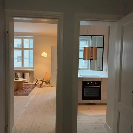 Apartment Taka-toeoeloe - A Stylish Urban Hideaway